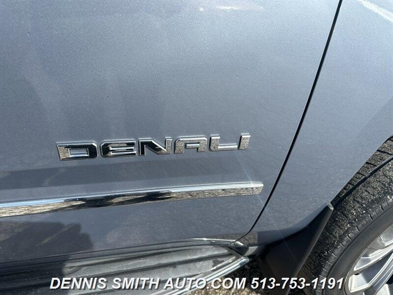 GMC Yukon Denali 4WD 2016