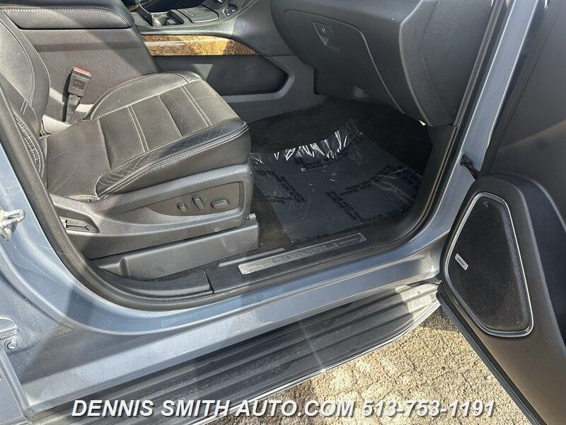 GMC Yukon Denali 4WD 2016