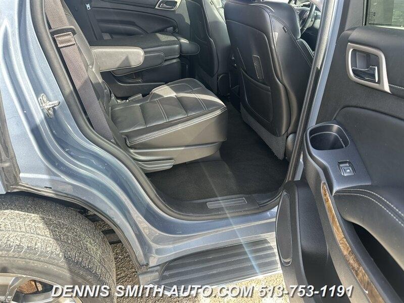 GMC Yukon Denali 4WD 2016