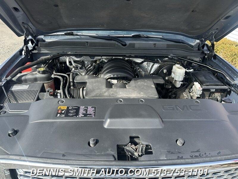 GMC Yukon Denali 4WD 2016