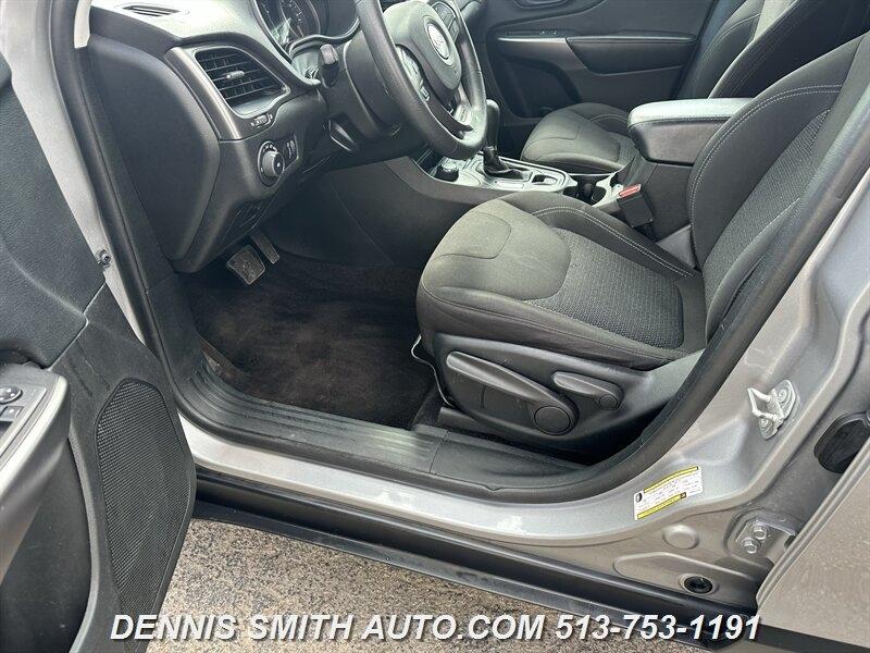 Jeep Cherokee Latitude 4WD 2019