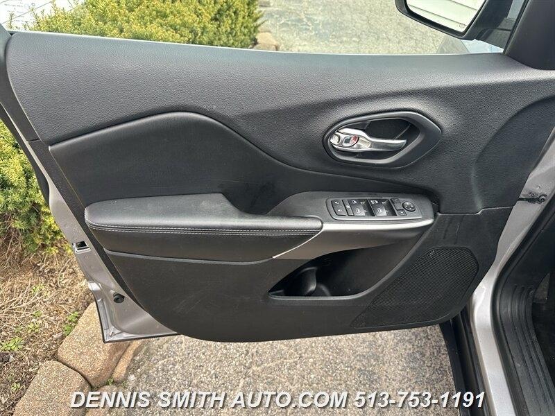 Jeep Cherokee Latitude 4WD 2019