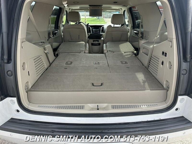 Cadillac Escalade Luxury 4WD 2017