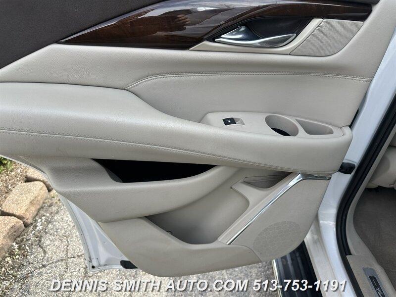 Cadillac Escalade Luxury 4WD 2017