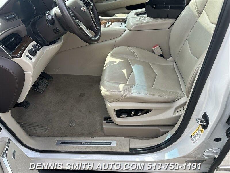 Cadillac Escalade Luxury 4WD 2017