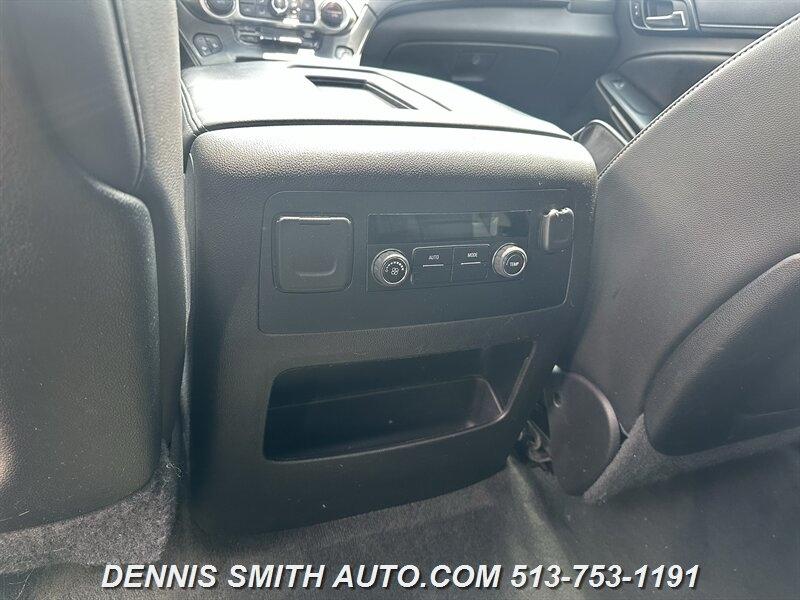 Chevrolet Suburban LT 4WD 2015