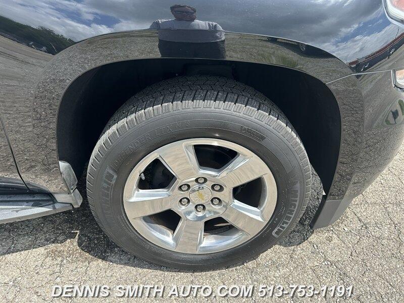 Chevrolet Suburban LT 4WD 2015