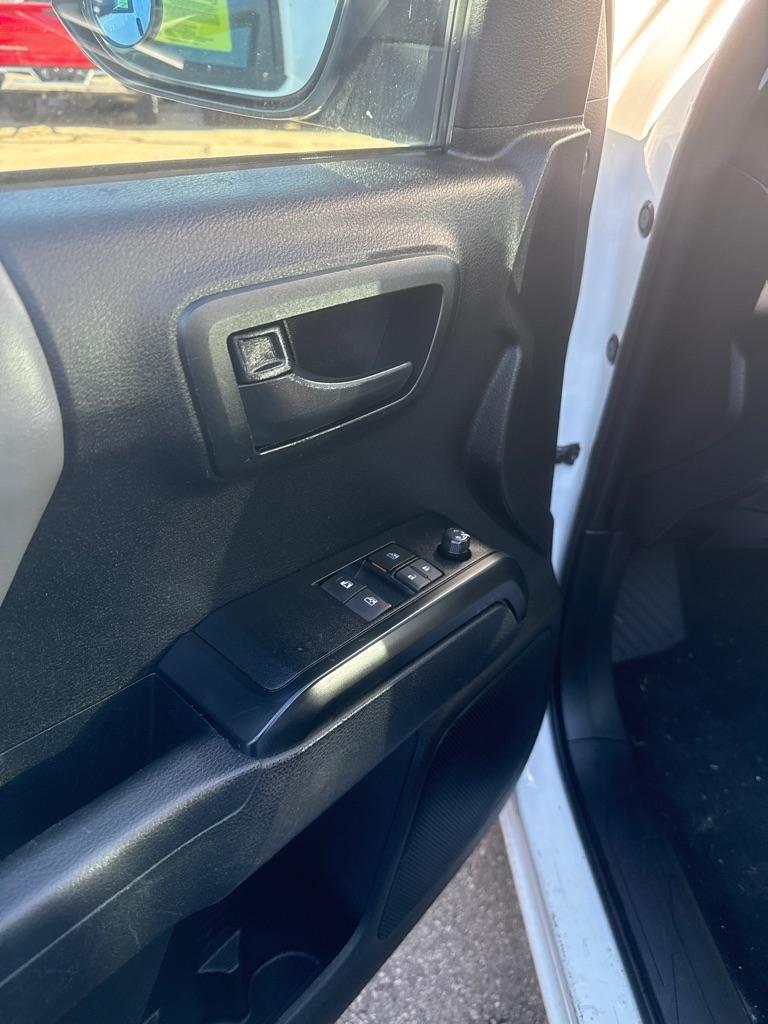 Toyota Tacoma SR5 Access Cab I4 6AT 2WD 2022