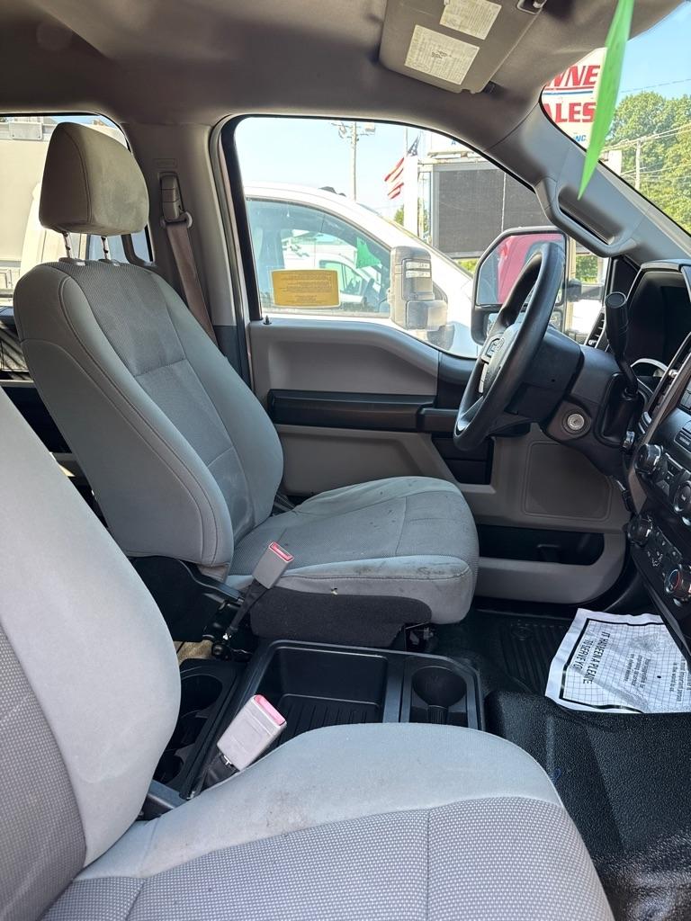 Ford F-350 SD XL Crew Cab Long Bed DRW 4WD 2019