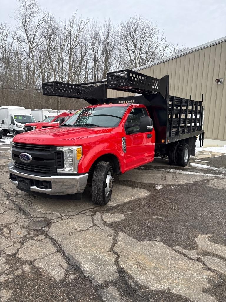 Ford F-350 SD XL DRW 2WD 2017