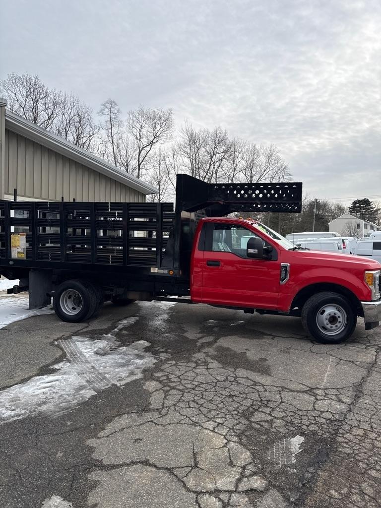 Ford F-350 SD XL DRW 2WD 2017