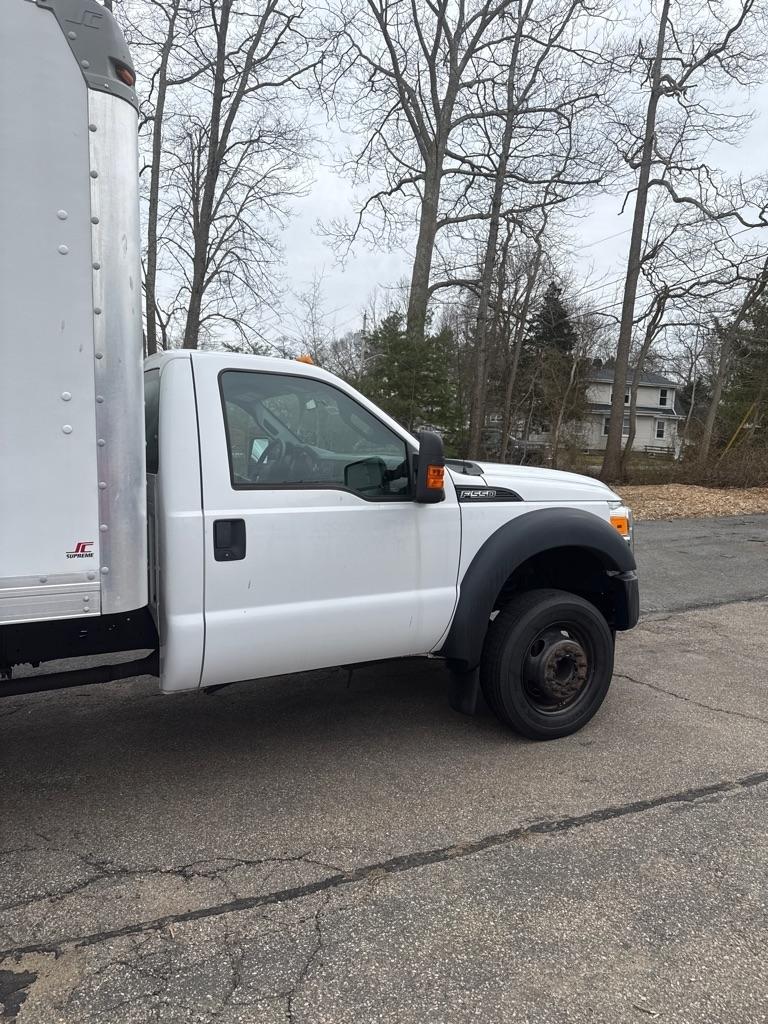 Ford F-550 Regular Cab DRW 2WD 2015