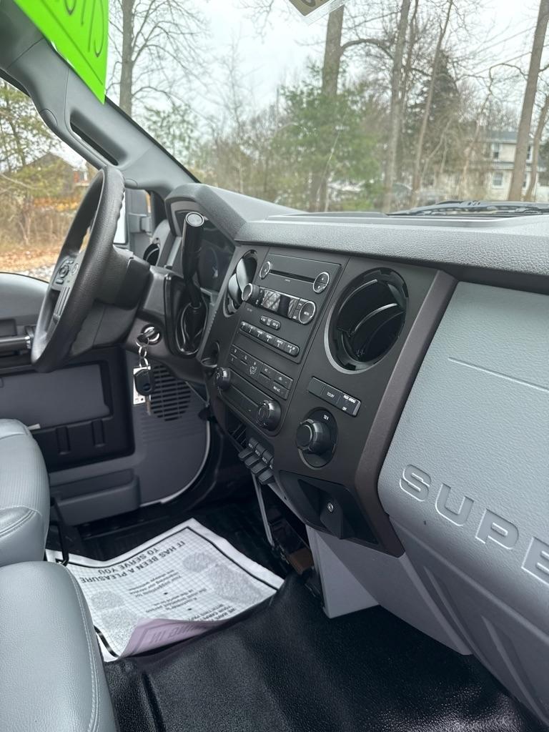 Ford F-550 Regular Cab DRW 2WD 2015