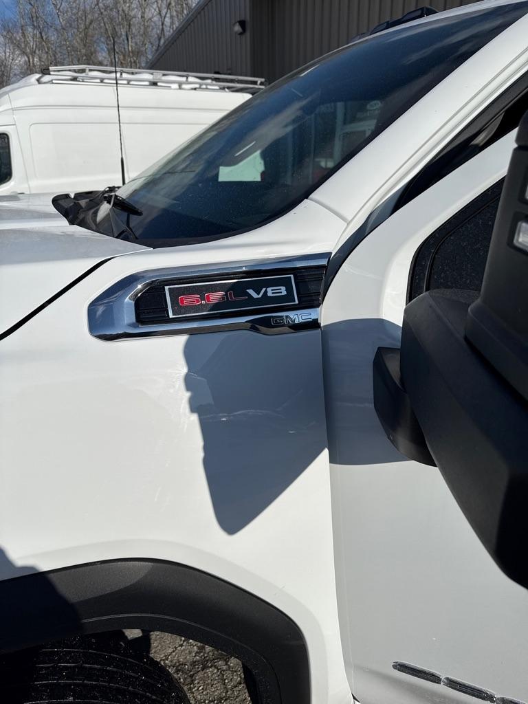 GMC Sierra 2500HD Pro Double Cab 4WD LB 2022