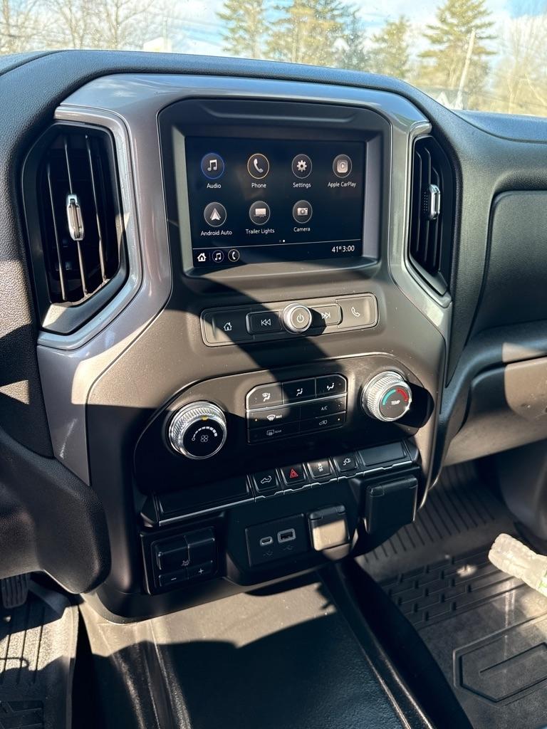 GMC Sierra 2500HD Pro Double Cab 4WD LB 2022