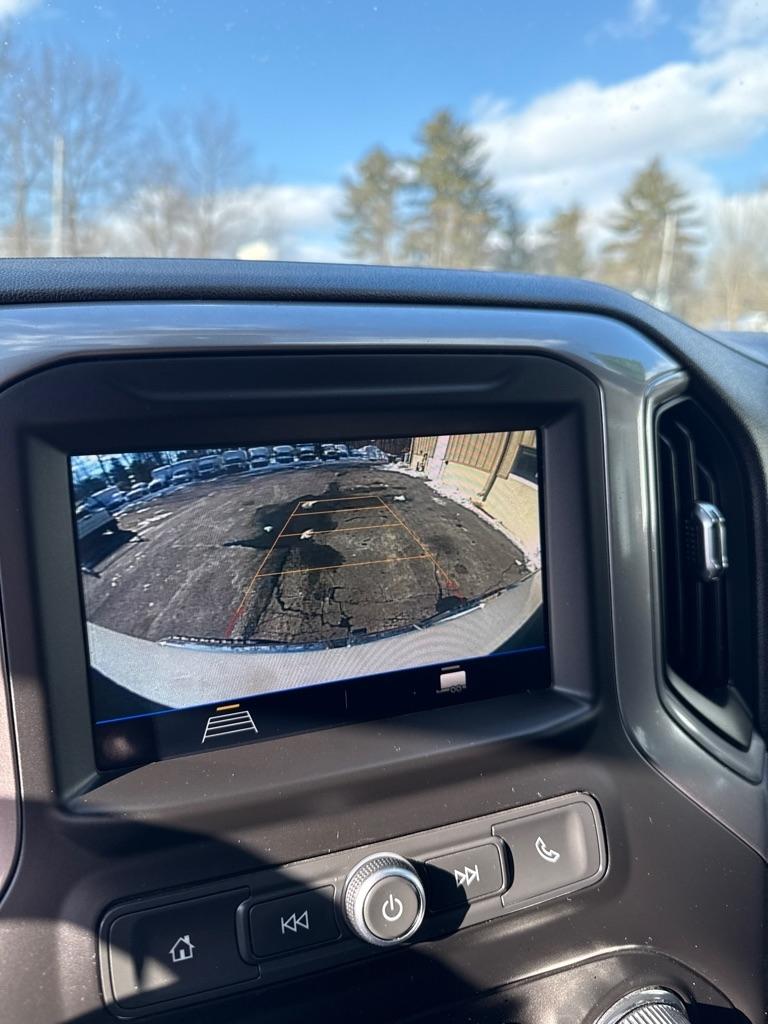 GMC Sierra 2500HD Pro Double Cab 4WD LB 2022