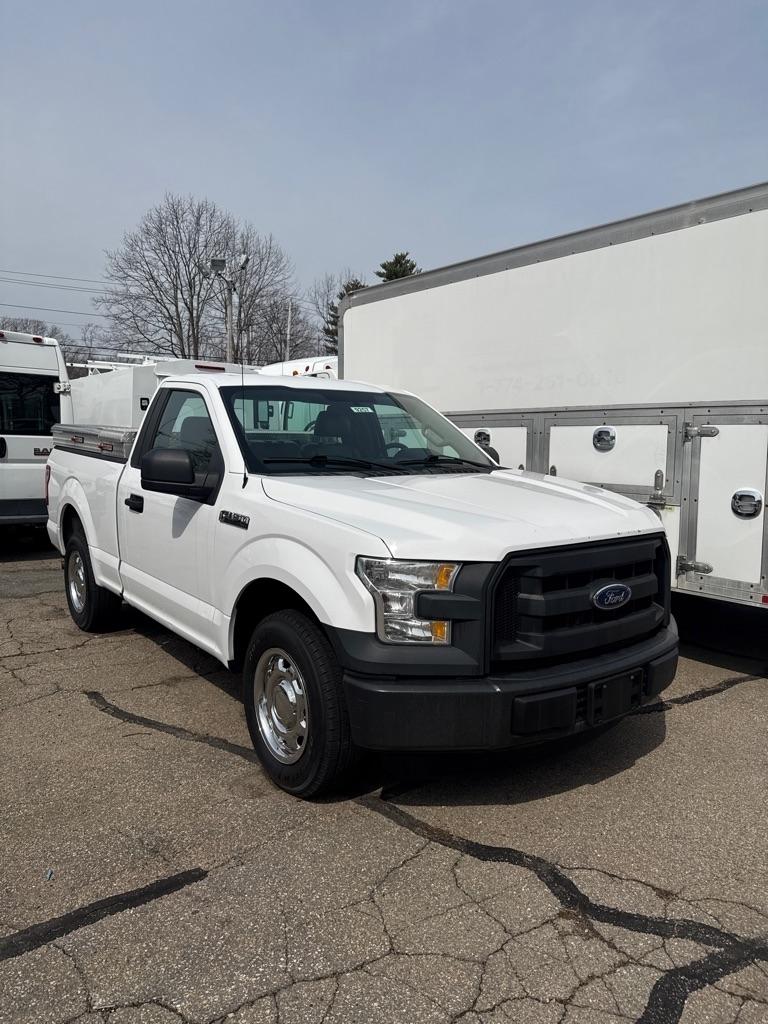 Ford F-150 XLT 8-ft. Bed 2WD 2016