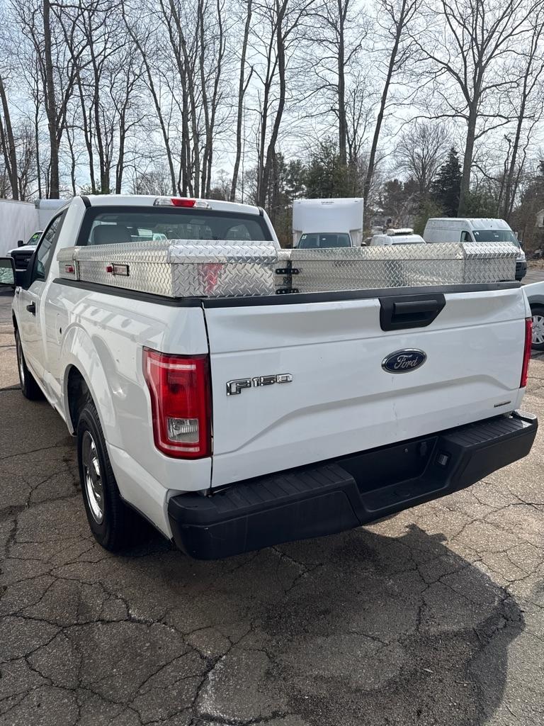 Ford F-150 XLT 8-ft. Bed 2WD 2016