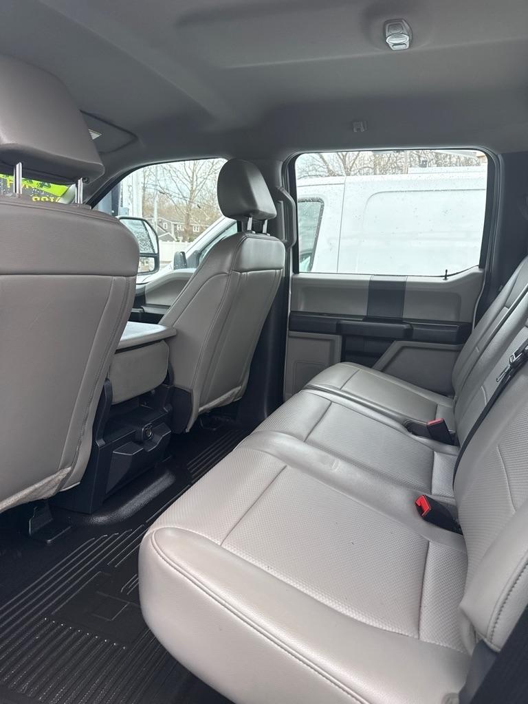 Ford F-350 SD Platinum Crew Cab 4WD 2022