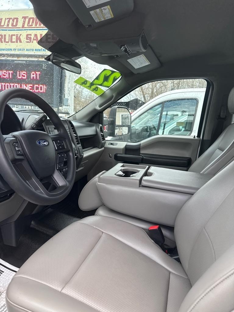 Ford F-350 SD Platinum Crew Cab 4WD 2022