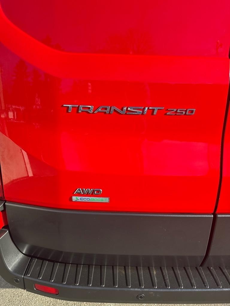 Ford Transit 250 Van Med. Roof w/Sliding Pass. 148-in. WB 2021