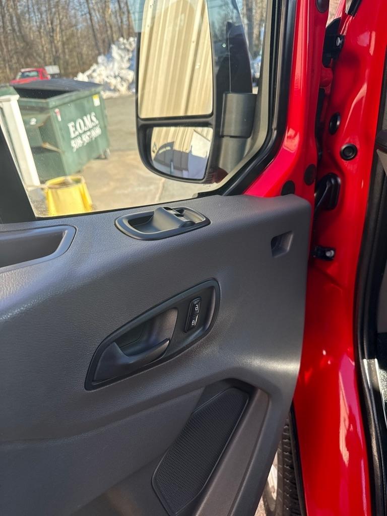 Ford Transit 250 Van Med. Roof w/Sliding Pass. 148-in. WB 2021