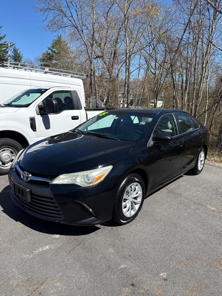 Toyota Camry 4dr Sdn I4 Auto XLE (Natl) 2015