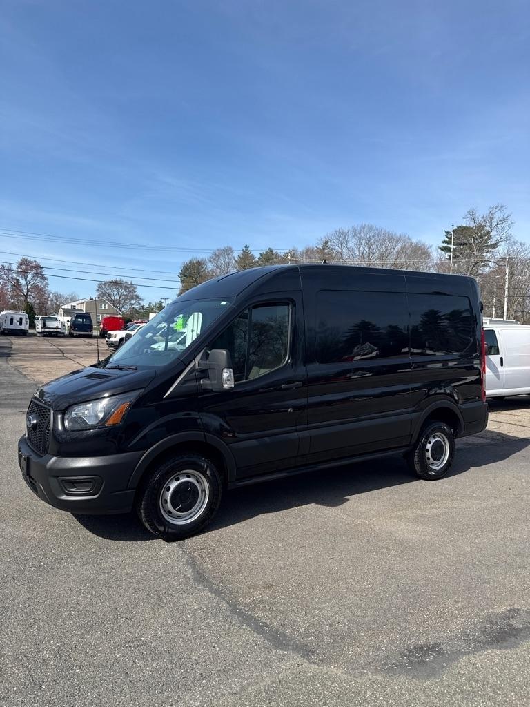 Ford Transit Cargo Van T-350 130" Med Rf 9500 GVWR RWD 2023