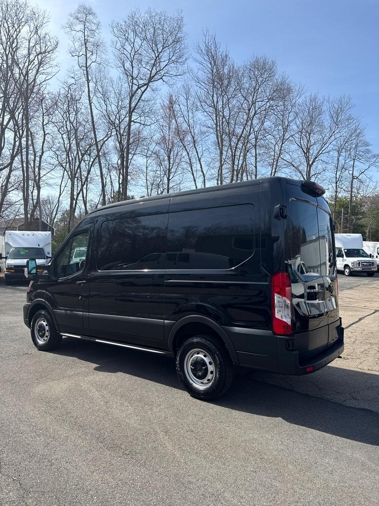 Ford Transit Cargo Van T-350 130" Med Rf 9500 GVWR RWD 2023