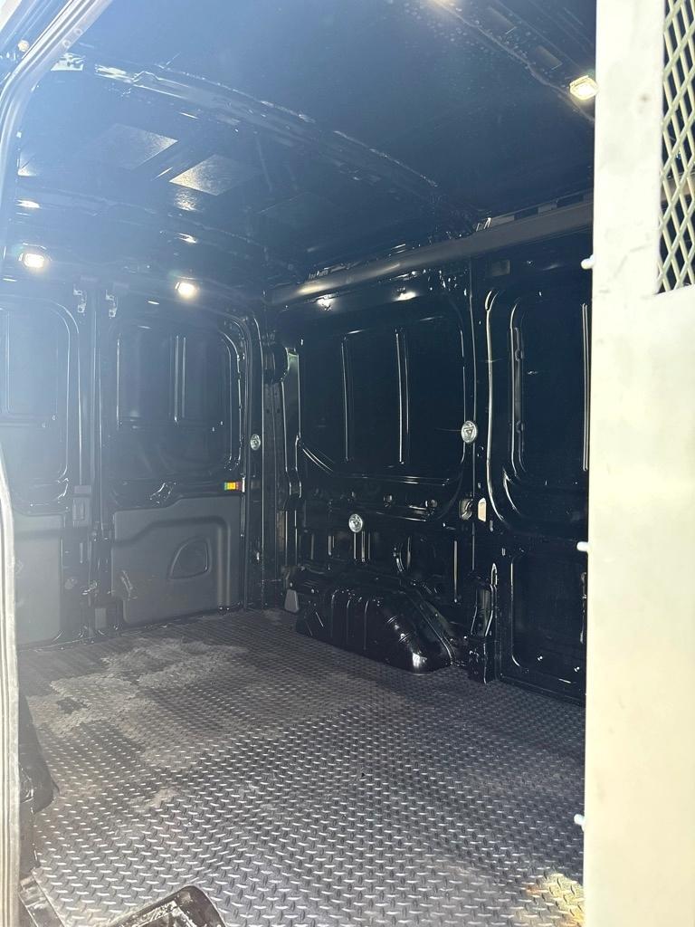Ford Transit Cargo Van T-350 130" Med Rf 9500 GVWR RWD 2023