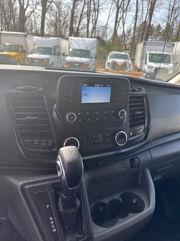 Ford Transit Cargo Van T-350 130" Med Rf 9500 GVWR RWD 2023