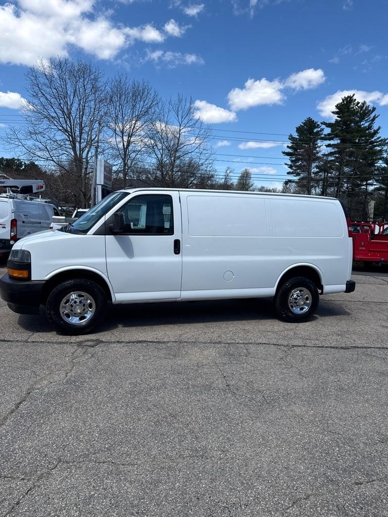 Chevrolet Express Cargo Van RWD 2500 135" 2019