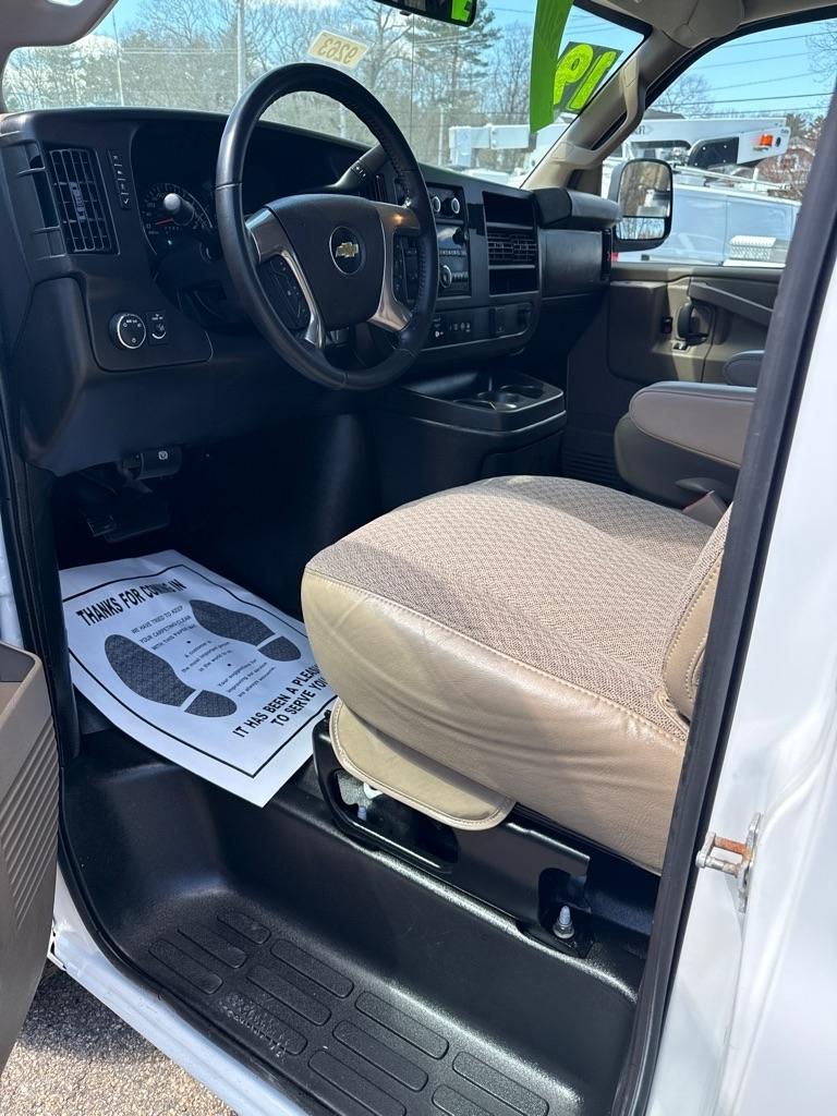 Chevrolet Express Cargo Van RWD 2500 135" 2019