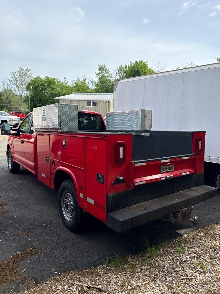 Ford Super Duty F-350 SRW Lariat 2WD SuperCab 8' Box 2019