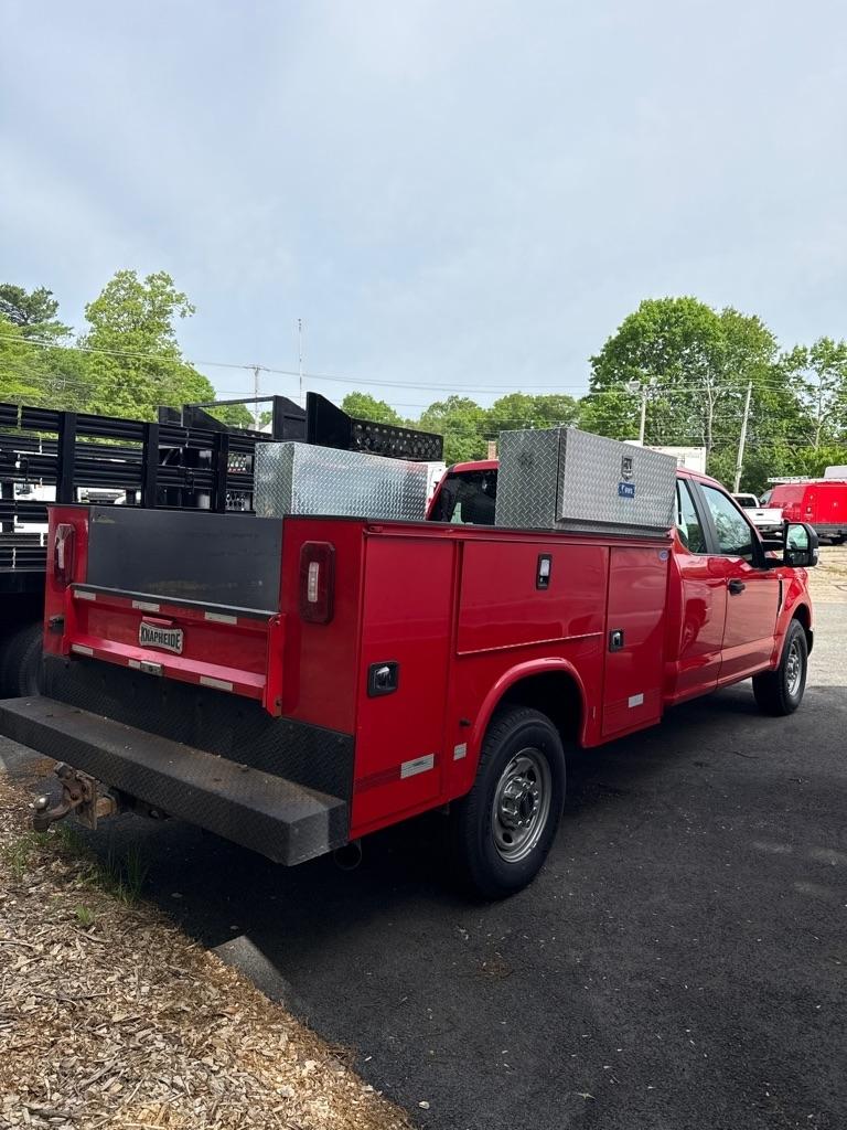 Ford Super Duty F-350 SRW Lariat 2WD SuperCab 8' Box 2019