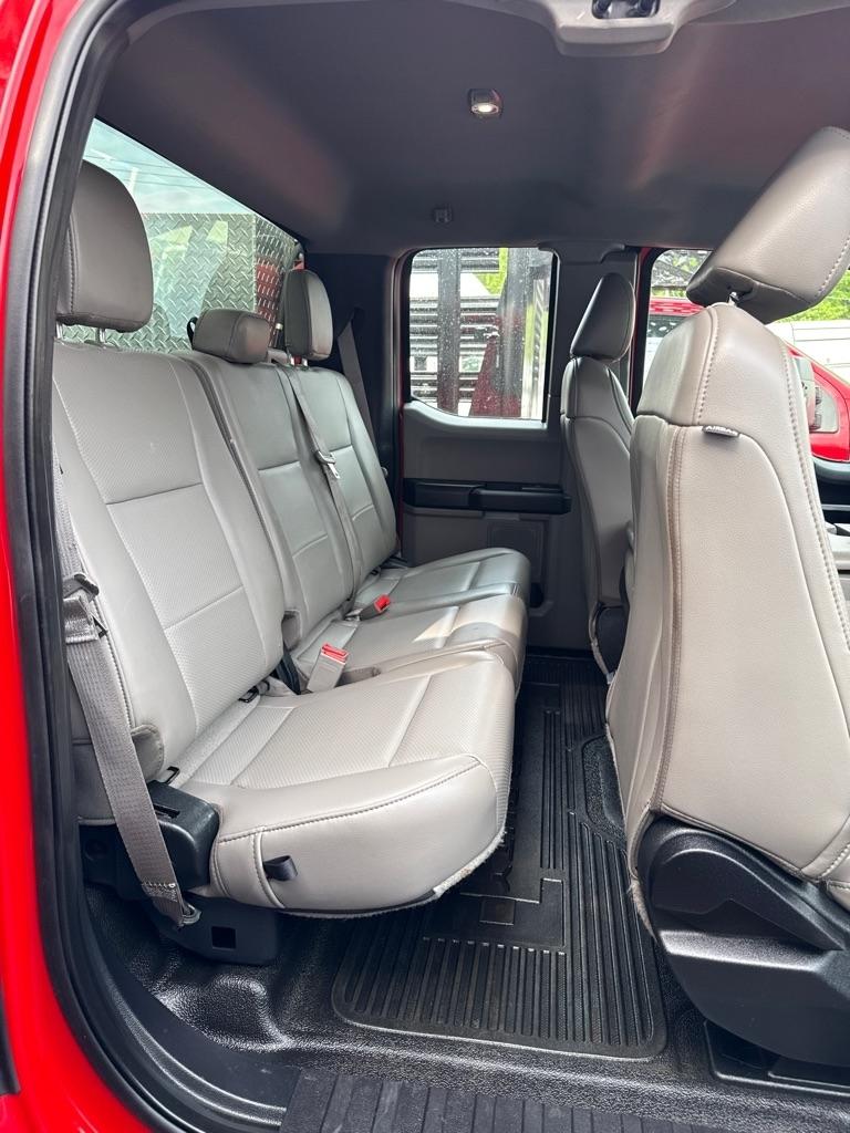 Ford Super Duty F-350 SRW Lariat 2WD SuperCab 8' Box 2019