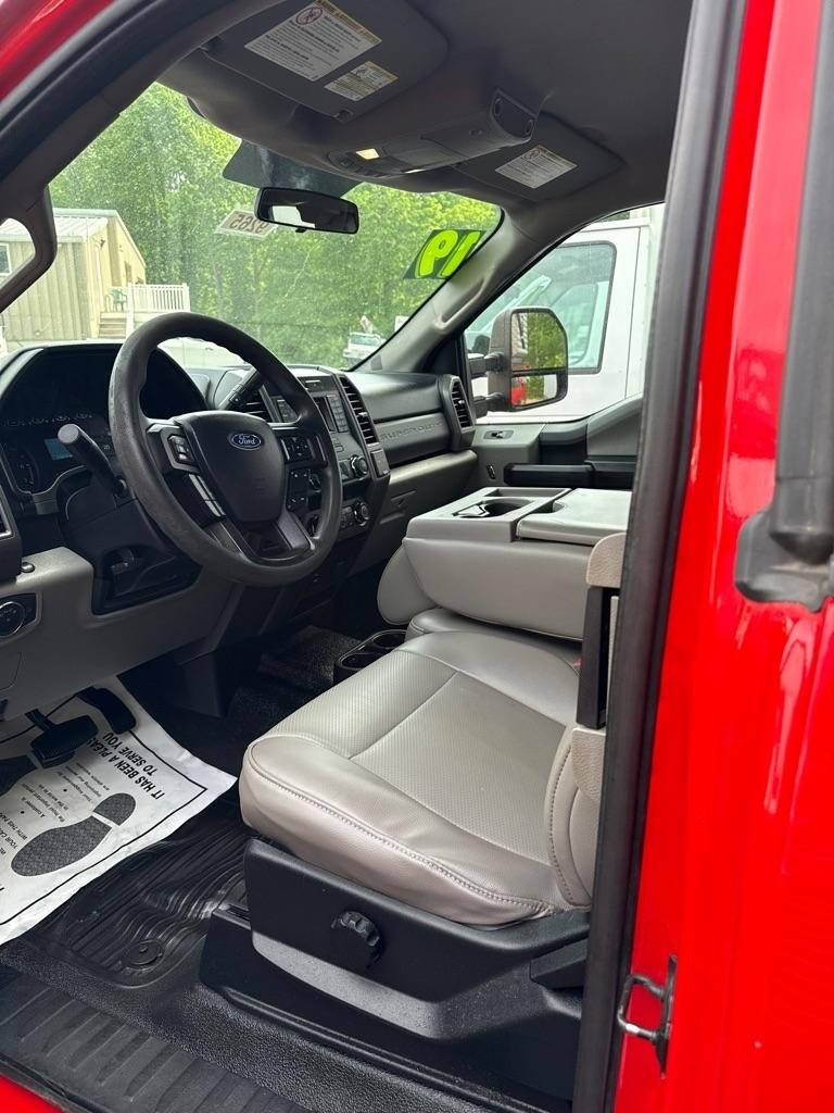 Ford Super Duty F-350 SRW Lariat 2WD SuperCab 8' Box 2019