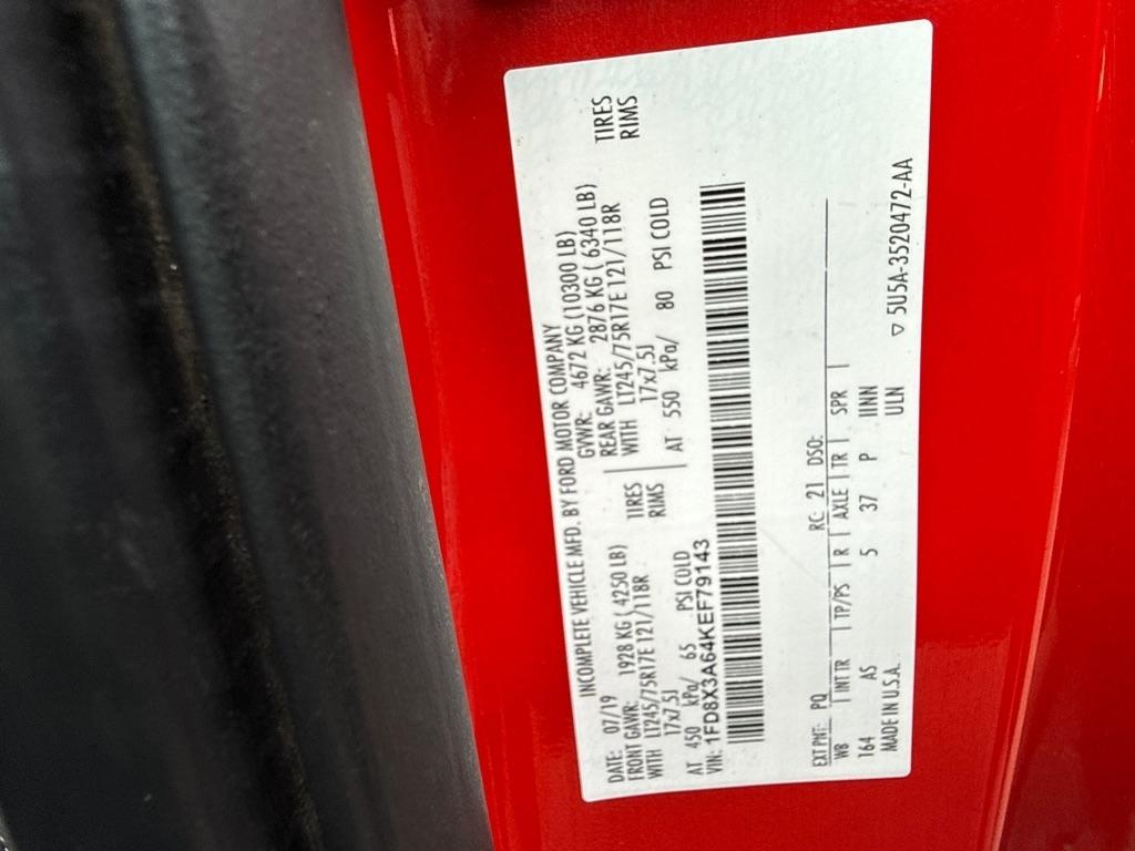 Ford Super Duty F-350 SRW Lariat 2WD SuperCab 8' Box 2019