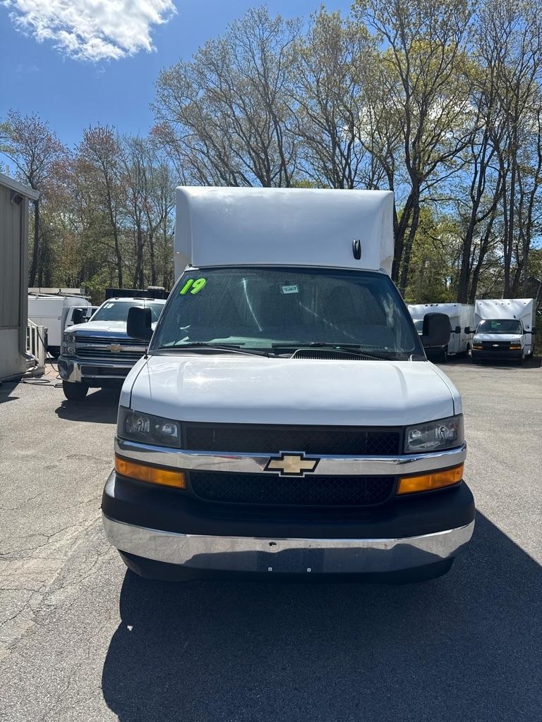 Chevrolet Express Commercial Cutaway 3500 Van 139" 2019