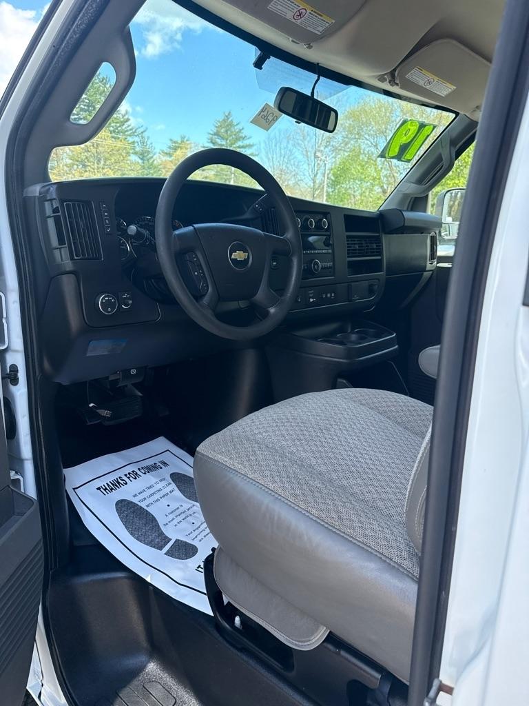 Chevrolet Express Commercial Cutaway 3500 Van 139" 2019
