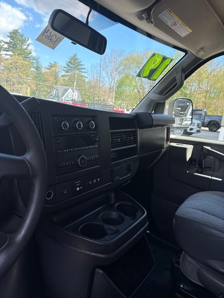 Chevrolet Express Commercial Cutaway 3500 Van 139" 2019