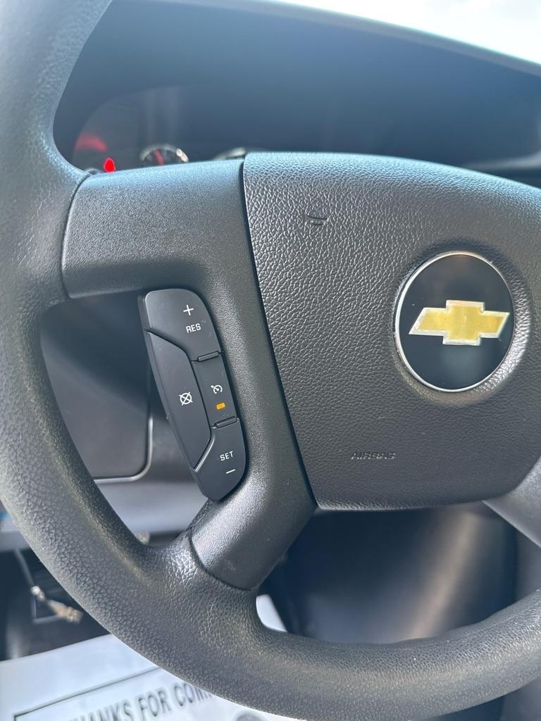 Chevrolet Express Commercial Cutaway 3500 Van 139" 2019