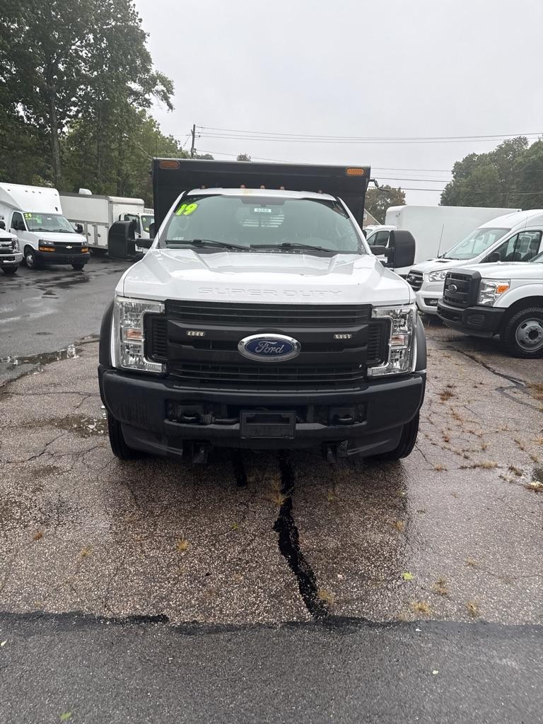 Ford Super Duty F-450 DRW XLT 4WD Reg Cab 145" WB 60" CA XLT 2019