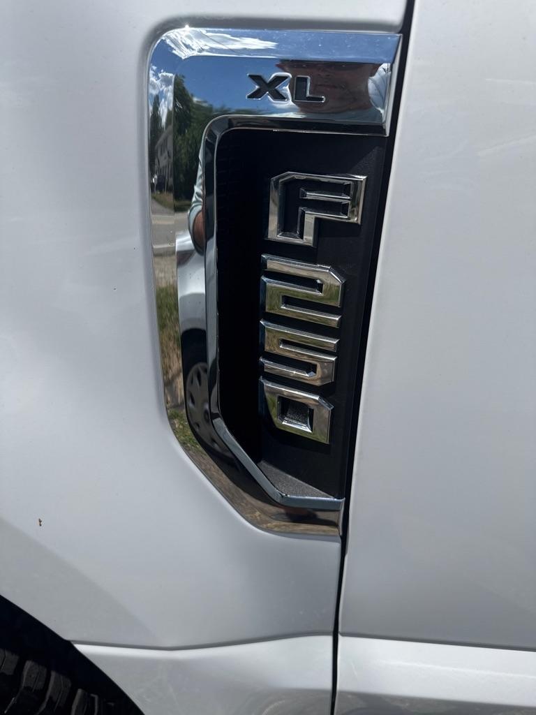 Ford Super Duty F-250 SRW Lariat 4WD SuperCab 8' Box 2019