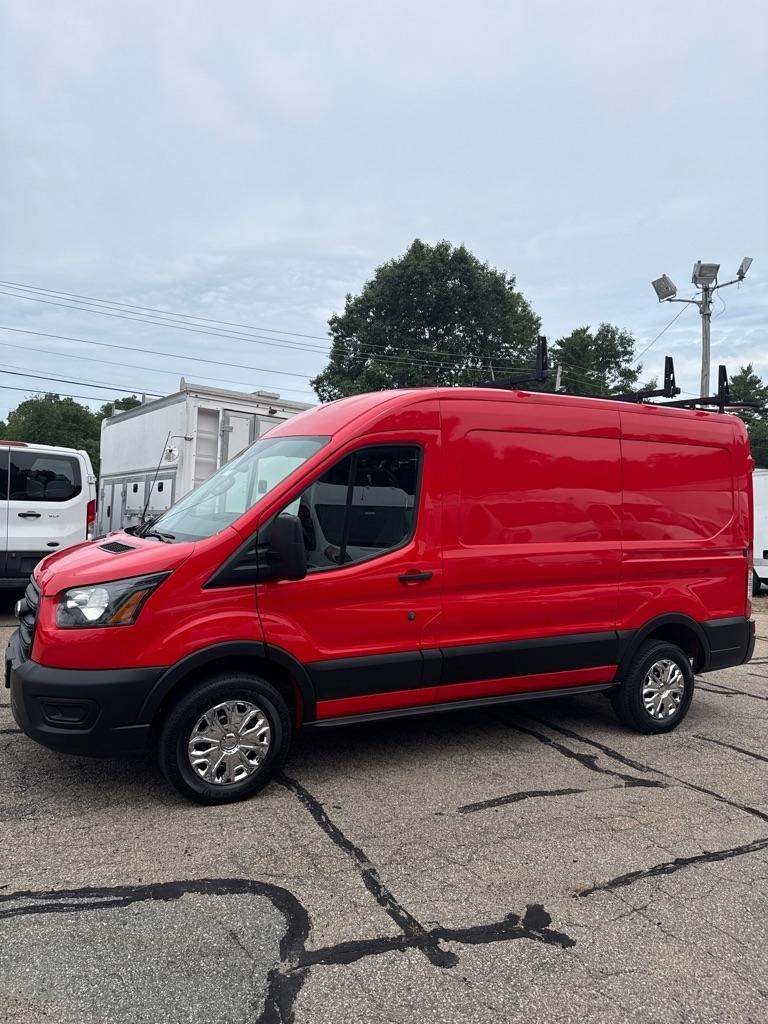 Ford Transit Cargo Van T-250 130" Med Rf 9070 GVWR RWD 2020
