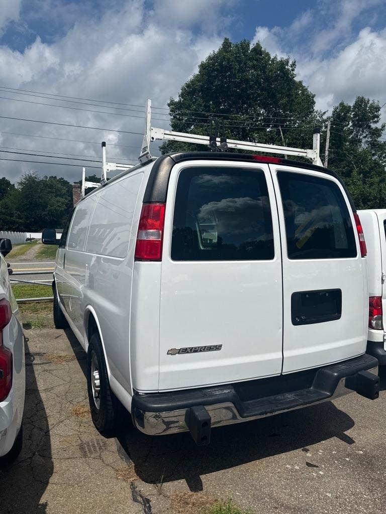 Chevrolet Express Cargo Van RWD 2500 135" 2019
