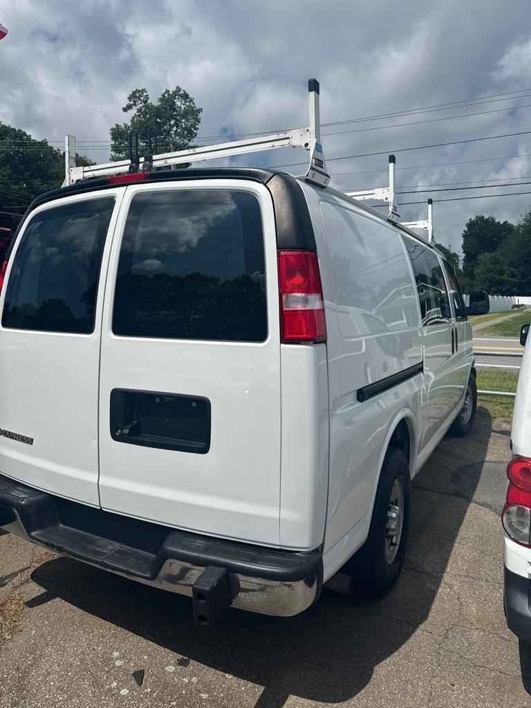 Chevrolet Express Cargo Van RWD 2500 135" 2019
