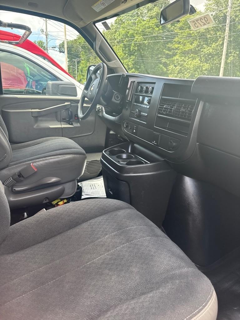 Chevrolet Express Cargo Van RWD 2500 135" 2019