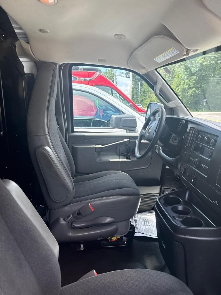 Chevrolet Express Cargo Van RWD 2500 135" 2019