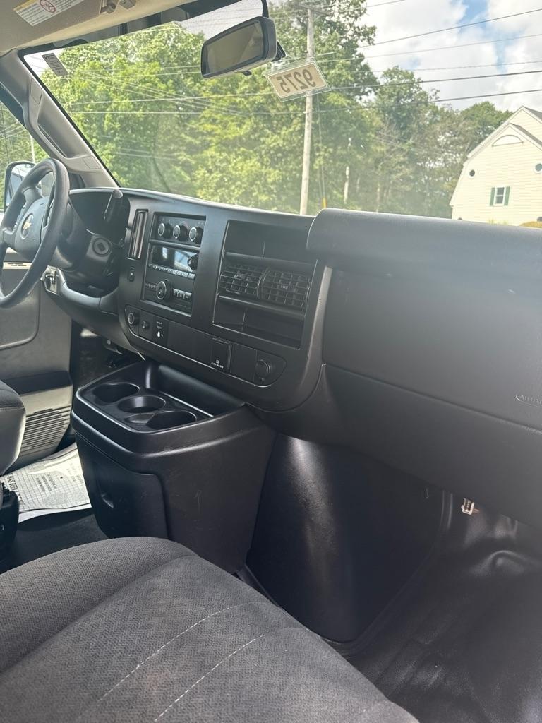 Chevrolet Express Cargo Van RWD 2500 135" 2019